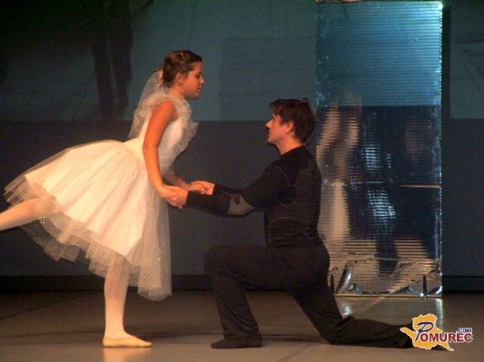 FOTO: Baletni predstavi Cirkus in Te vidim v Murski Soboti